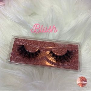 25 MM Blush Lashes 💗